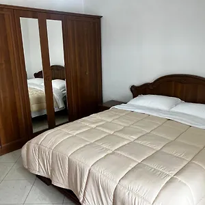 city-central-apartment-2.hotels-in-tirana.com/